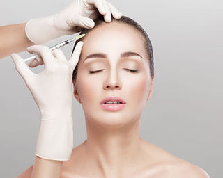 Facial Treatment at Leor Clinic